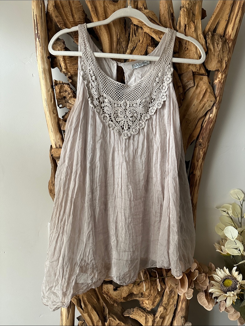 Crochet Yoke Sleeveless Tank Top - Light Taupe